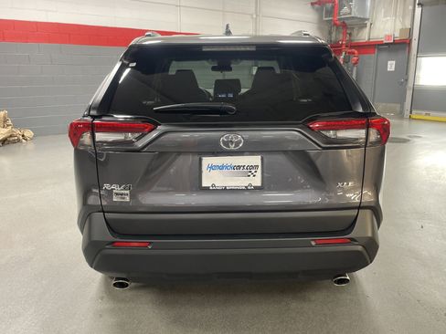Used 2025 Toyota RAV4 XLE image 9