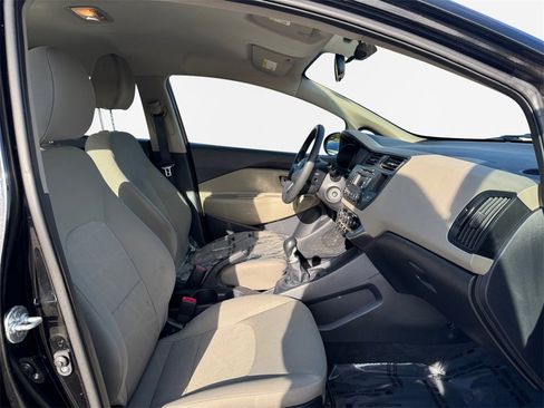 Used 2014 Kia Rio LX image 26