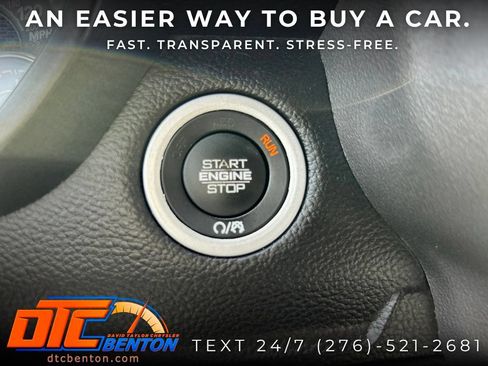 Used 2023 RAM 1500 4x4 Crew Cab image 22
