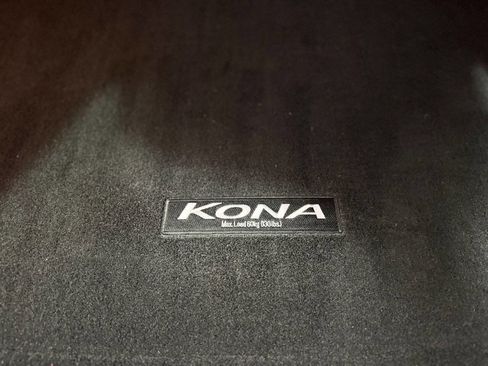 Used 2021 Hyundai Kona Limited FWD image 34