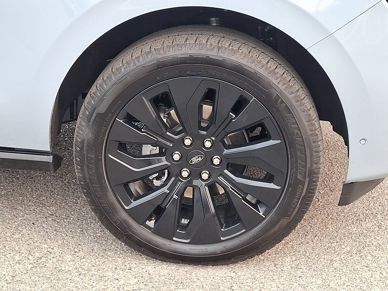 Certified 2025 Ford Expedition Platinum w/ Stealth Appearance Package AWD/4WD image 8