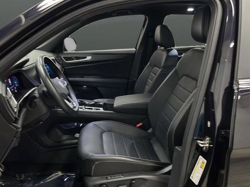 Used 2024 Volkswagen Atlas Cross Sport SEL R-Line image 9