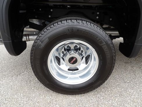 Used 2023 GMC Sierra 3500 Denali w/ Denali Ultimate Package image 66