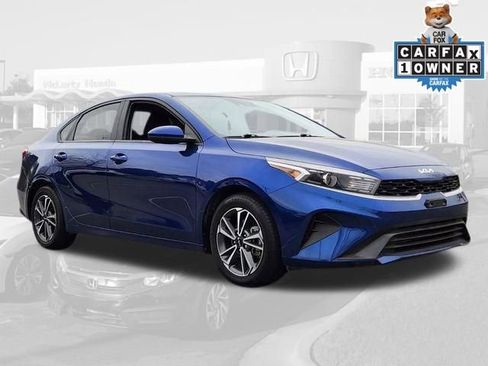 Used 2022 Kia Forte LXS image 3