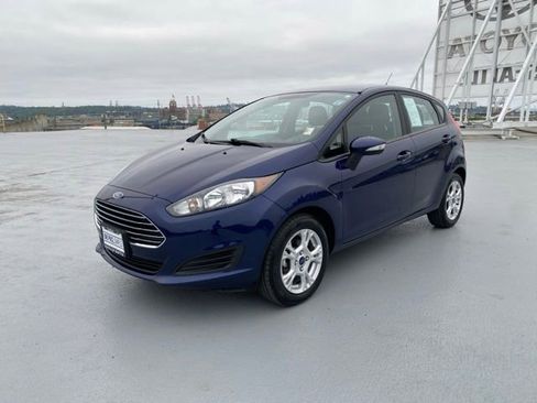 Used 2016 Ford Fiesta SE FWD image 4
