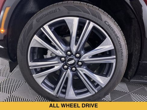 Certified 2025 Cadillac Optiq Luxury 2 AWD/4WD image 15