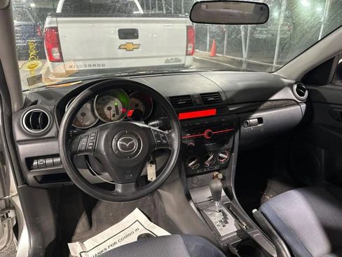 Used 2008 MAZDA MAZDA3 i Touring image 7