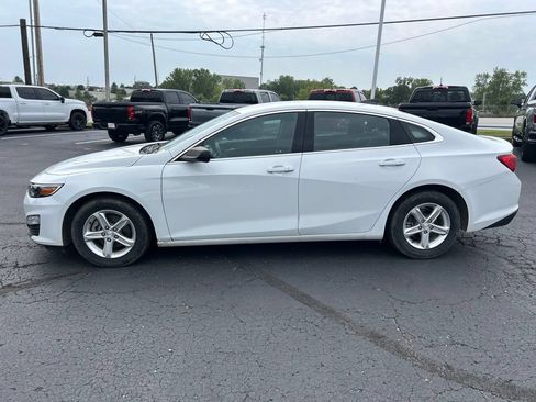 Used 2023 Chevrolet Malibu LS FWD image 8