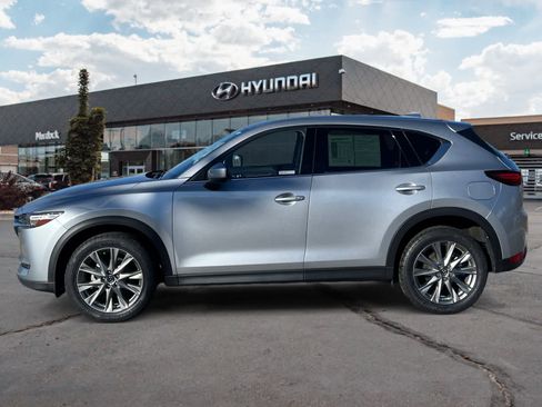 Used 2021 MAZDA CX-5 Grand Touring image 2
