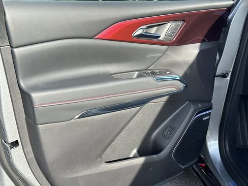 New 2026 Chevrolet Traverse RS image 9