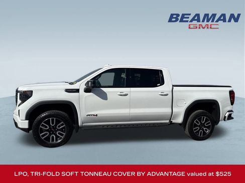 Used 2024 GMC Sierra 1500 AT4 w/ AT4 Premium Package image 4