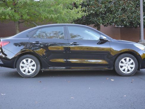 Used 2021 Kia Rio LX image 5