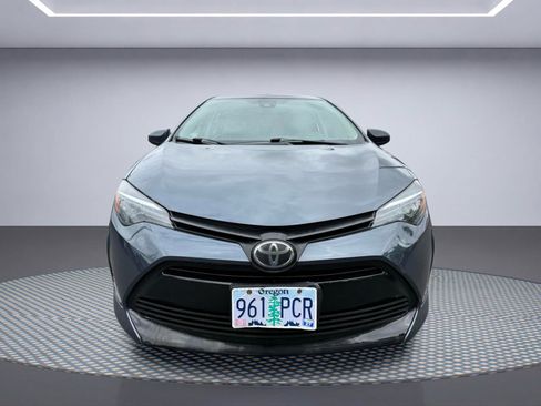 Used 2019 Toyota Corolla LE FWD image 12