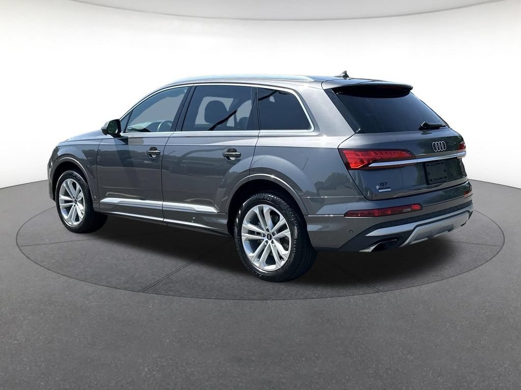 Used 2025 Audi Q7 3.0T Premium Plus AWD/4WD image 3