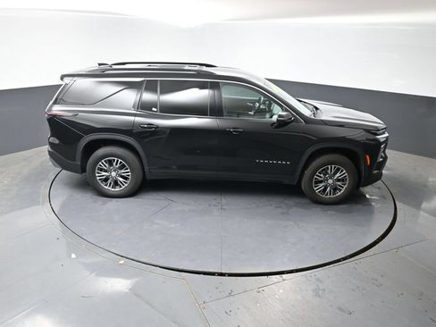 Used 2024 Chevrolet Traverse LT FWD image 15