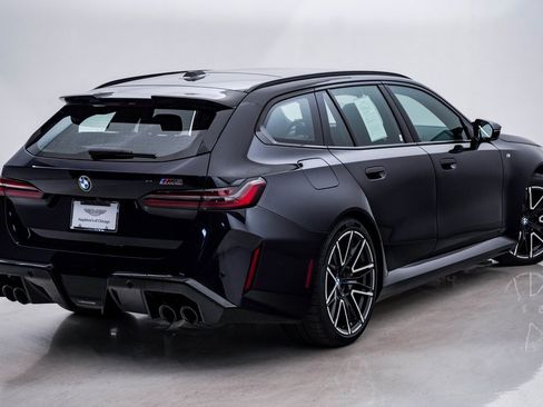 Used 2025 BMW M5 Touring w/ M Driver's Package image 11
