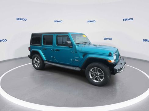 Used 2019 Jeep Wrangler Unlimited Sahara AWD/4WD image 2