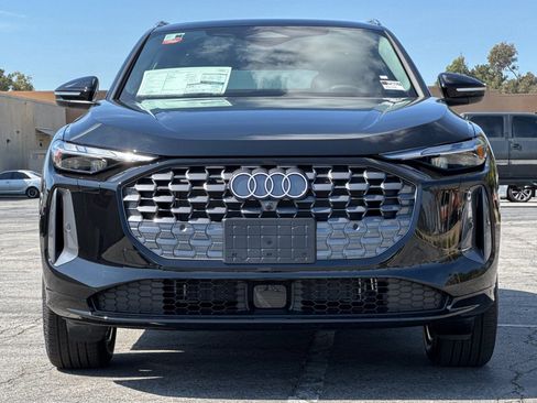 New 2025 Audi Q5 Premium image 6