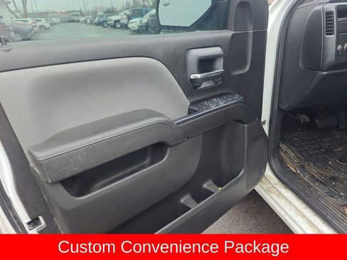 Used 2018 Chevrolet Silverado 1500 Custom w/ Custom Value Package image 7