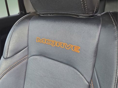 Used 2023 Jeep Gladiator Mojave w/ Cold Weather Group image 25