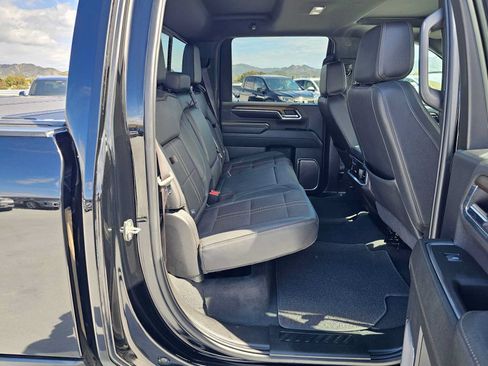 Used 2024 Chevrolet Silverado 2500 High Country w/ High Country Premium Package AWD/4WD image 12