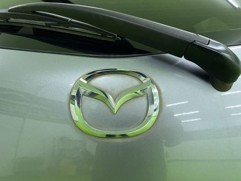 Used 2012 MAZDA MAZDA2 Sport FWD image 13
