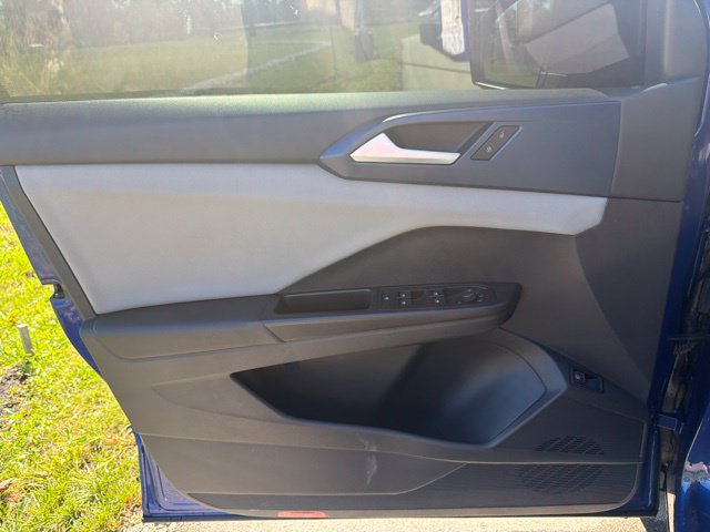 Used 2022 Volkswagen Taos SE FWD image 19