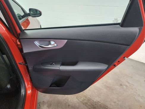 Used 2022 Kia Forte LXS FWD image 27