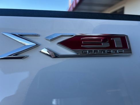 Used 2021 GMC Sierra 2500 SLE w/ SLE Value Package; image 5