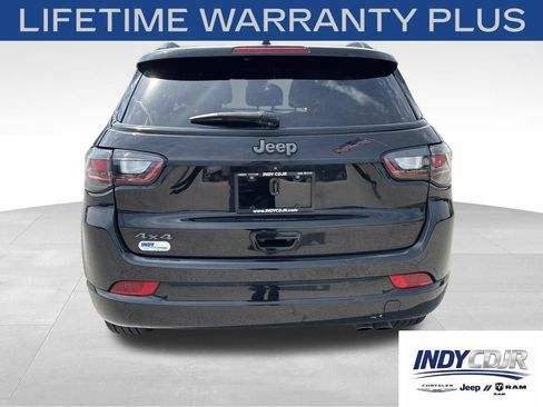 Used 2022 Jeep Compass High Altitude AWD/4WD image 5