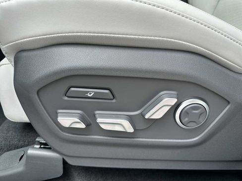 New 2026 Hyundai Santa Fe Calligraphy FWD image 10