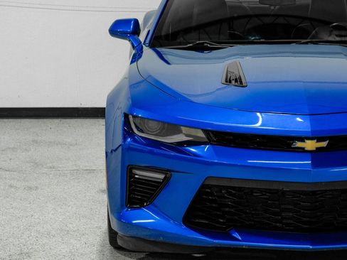 Used 2018 Chevrolet Camaro SS RWD image 49