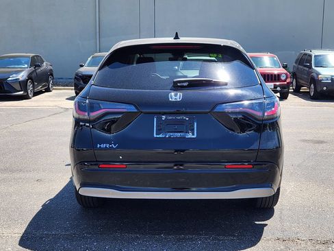 Used 2026 Honda HR-V EX-L image 6