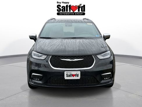 New 2026 Chrysler Pacifica Pinnacle AWD/4WD image 8