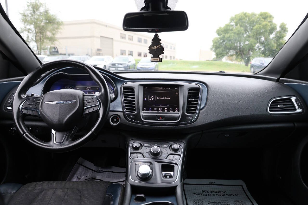 Used 2015 Chrysler 200 S w/ Navigation & Sound Group I FWD image 14