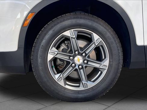 Used 2023 Chevrolet Blazer LT FWD image 12