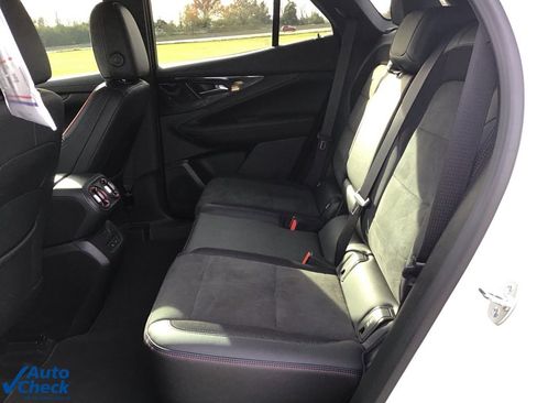 Used 2024 Chevrolet Blazer EV RS image 15