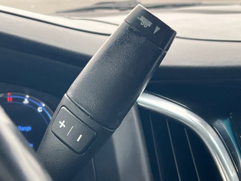 Used 2018 Cadillac Escalade Platinum image 26