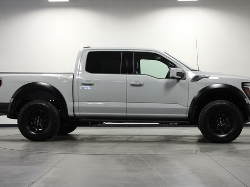 Used 2024 Ford F150 Raptor AWD/4WD image 3