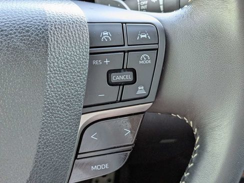 Used 2025 Toyota Camry SE FWD image 24