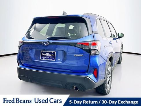 Used 2025 Subaru Forester Touring image 8