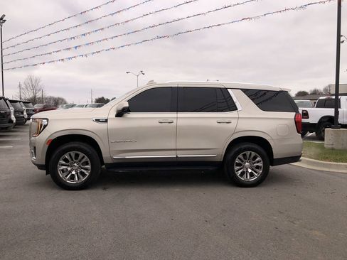 Used 2021 GMC Yukon Denali image 3