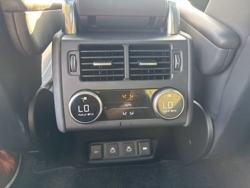 Used 2021 Land Rover Discovery HSE R-Dynamic image 30