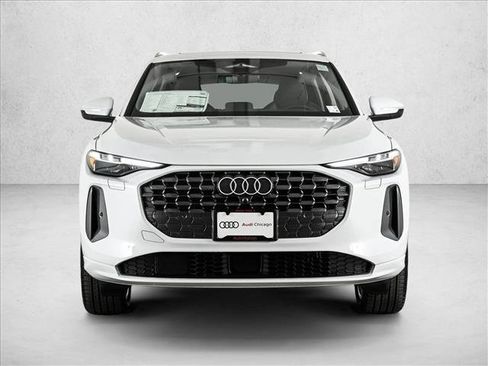 New 2025 Audi Q5 Premium Plus image 2