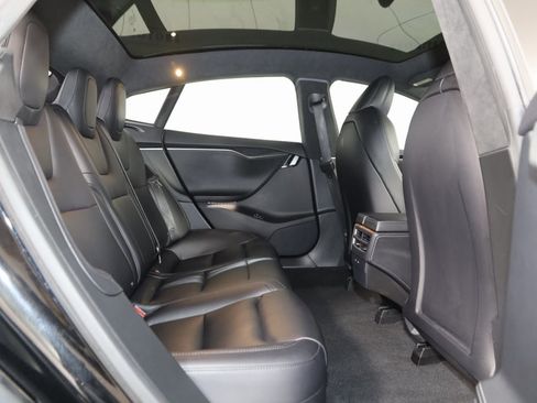 Used 2021 Tesla Model S Long Range Plus image 15
