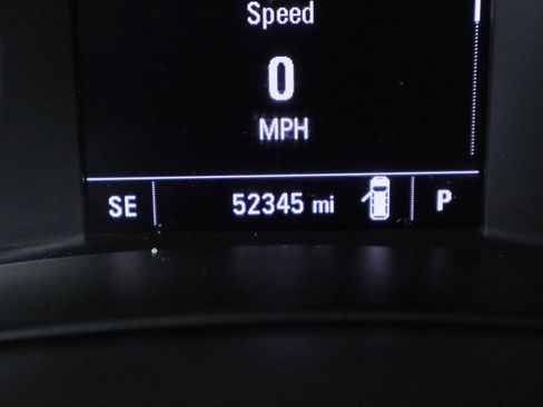 Certified 2022 Chevrolet Equinox LS AWD/4WD image 10