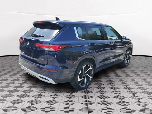 Used 2024 Mitsubishi Outlander SE FWD image 6