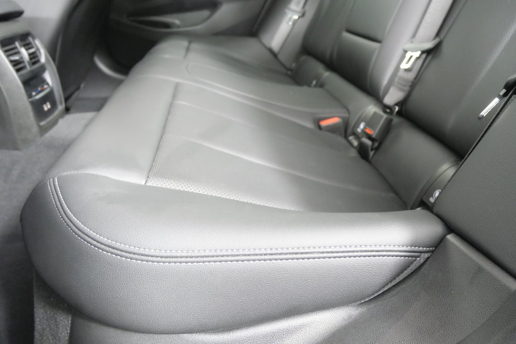 Used 2026 BMW 330i Sedan RWD image 15