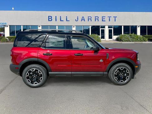 New 2026 Ford Bronco Sport Outer Banks image 3