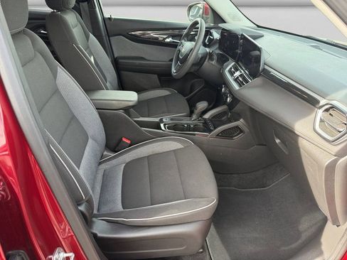 Used 2025 Chevrolet TrailBlazer LT image 15